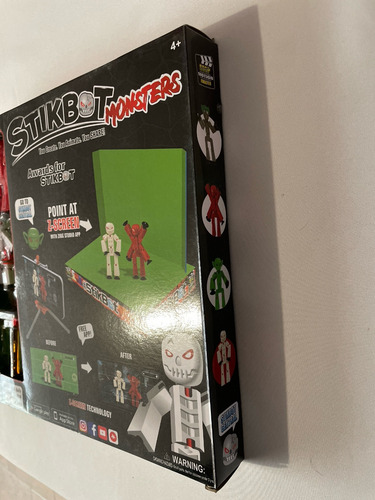 Stikbot Monsters Rojo Y Blanco Studio Set Pantalla Verde Zin (Usado)