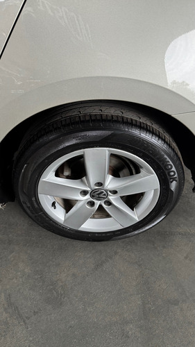 Volkswagen Vento 2.5 Luxury 170cv