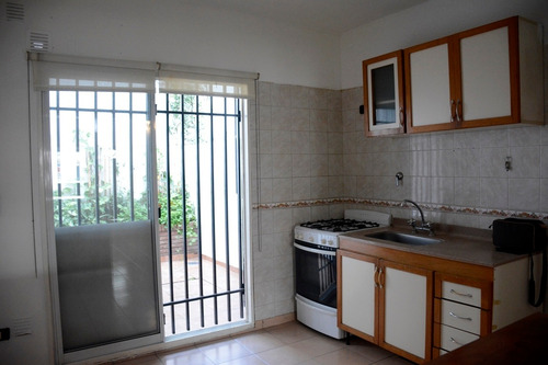 Imagen 4 de 13 de Venta Duplex 3 Ambientes Pilar