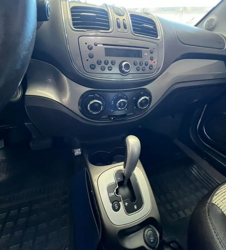 Fiat Grand Siena 1.6 16v Essence Flex Dualogic 4p