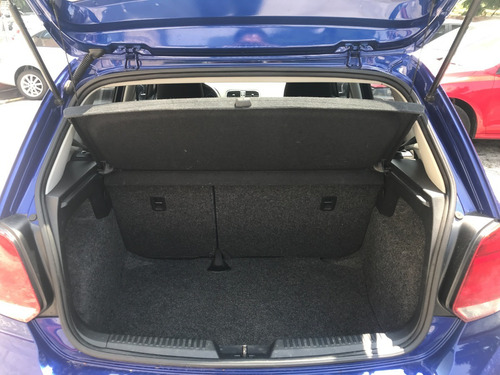 Imagen 8 de 14 de Volkswagen Polo 1.6 L4 Sound Mt 2020