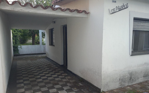 Imagen 3 de 21 de En El Barrio Mas Lindo De Santa Teresita! Casa/chalet Sola En Lote | Santa Teresita
