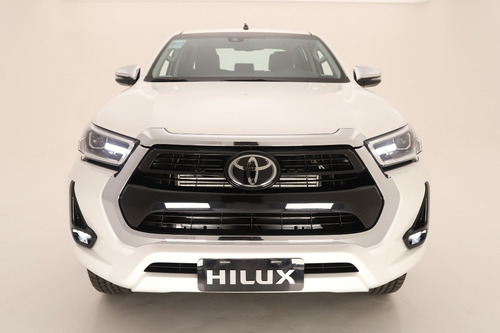 Imagen 5 de 25 de Toyota Hilux Srx 4x2 Dc 2.8 Tdi 6at D.r