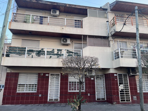 Venta Departamento De 3 Ambientes En Ciudadela.