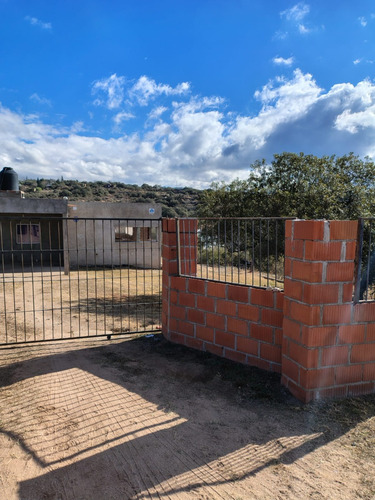 Alquiler Anual Casa Dos Dormitorios - Tanti - Cordoba