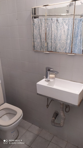 Se Vende Local Muy Iluminado Sobre Av Rivera Esq Llambí
