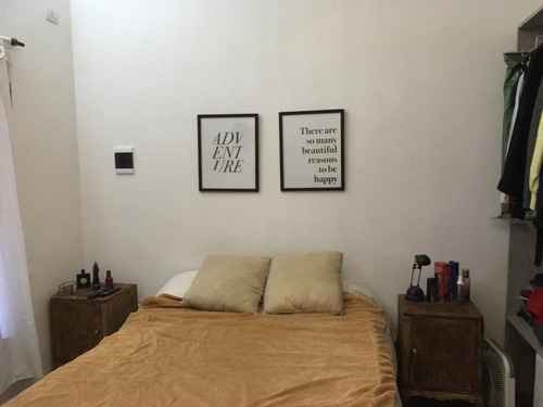 Imagen 5 de 9 de Chalet En Venta De 2 Dormitorios C/ Cochera En Lomas De Zamora