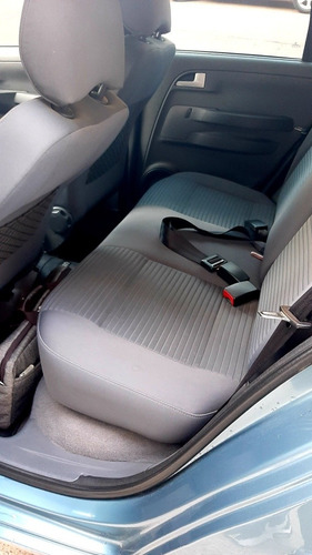 Volkswagen Suran 1.6 I Highline 60d 2007
