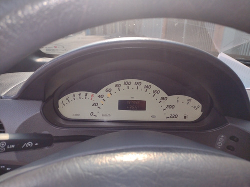 Imagem 10 de 10 de Mercedes-benz Classe A 2004 1.6 Classic 5p