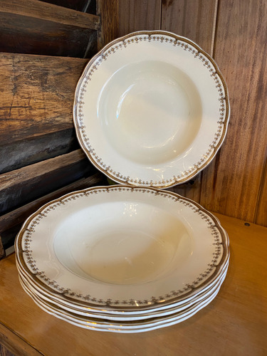 Platos Hondos Porcelana Inglesa Beige Virola Dorada Antiguo Beige Ondulado