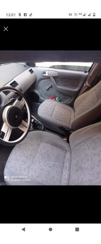Imagem 3 de 5 de Volkswagen Gol 2001 1.0 16v Plus 3p