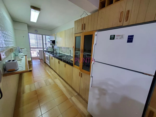 Venta Apto 3 Dorm Mas Dependencia Mansa Y Brava Primeras Paradas