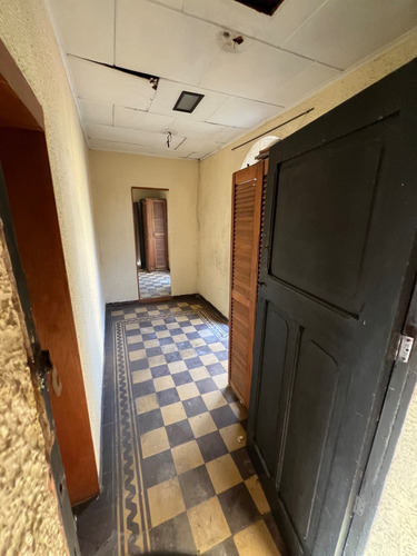 Michelle Vende Casa Con Uso Comercial Av Bolívar Valencia No