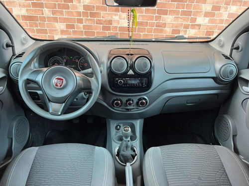Imagem 8 de 10 de Fiat Palio 2015 1.0 Attractive Flex 5p