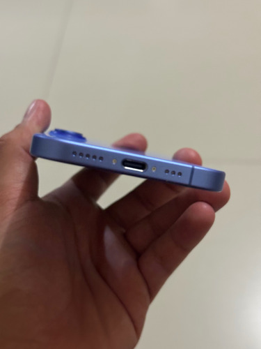Apple Iphone 16 (128 Gb) - Ultramarino Azul