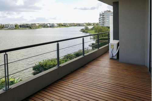 Depto Con Vista Al Lago En Venta En Islas Del Golf Nordelta