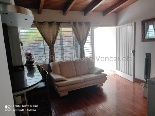 Imagen 9 de 11 de Casa En Venta Prados Del Este Mls #22-23701 -- Liliana Abi Mussa 04122564657