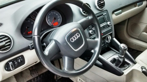 Audi A3 Sportback 1.6 (102cv) Mt