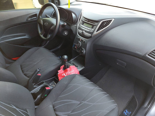 Imagem 8 de 8 de Hyundai Hb20 1.0 Comfort 12v Flex 4p Manual