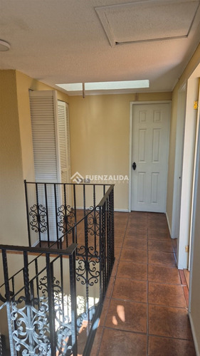 Casa En Arriendo De 4 Dorm. En Maipú
