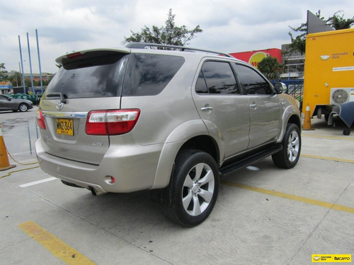 Toyota Fortuner 3.0 Sr5