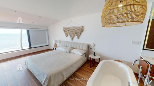 Imagen 19 de 30 de Casa En Venta/renta Amueblada, 5 Recámaras Frente Al Mar, Zona Hotelera, Cancún
