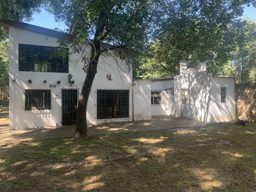 Imagen 8 de 27 de Casa-quinta En Ricardo Rojas (tigre)! -1200 M2-
