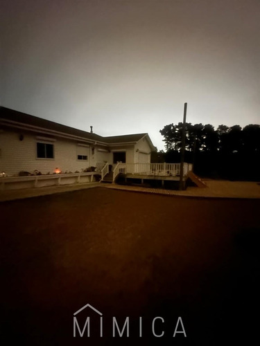 Casa En Venta De 4 Dorm. En Algarrobo