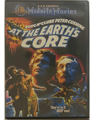 At The Earths Core. Pelicula. Dvd. Midnite Movies Series.