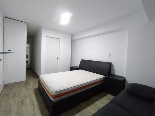 Moderno Apartamento En La Caranta, Edificio El Galeón, Frente Al Mar