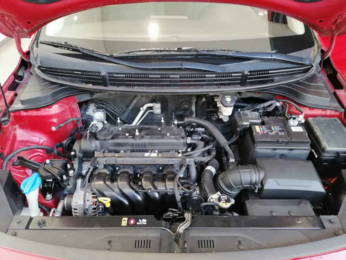 Imagen 12 de 15 de Kia Kia Rio Sedan 2020 4p Lx, 1.6 L Mpi Tm6, Ve, Ba, Bl, Ra