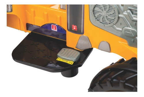 Imagen 5 de 6 de Tractor a batería para niños Biemme Country color amarillo 127V/220V