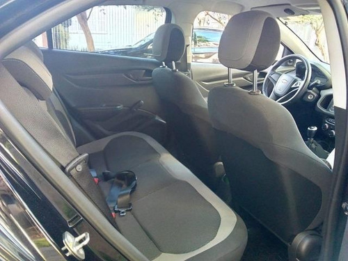 Chevrolet Onix 2015 1.0 Seleção 5p