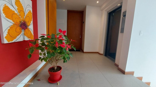 Imagen 2 de 18 de Apartamento En Venta En San Patricio 22-2324 C.o