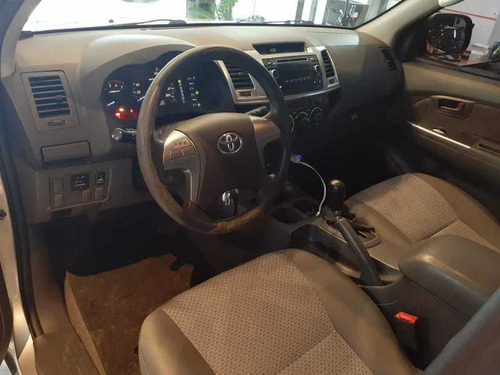 Imagem 8 de 12 de Toyota Hilux 2.7 Cd Sr 4x2 2014