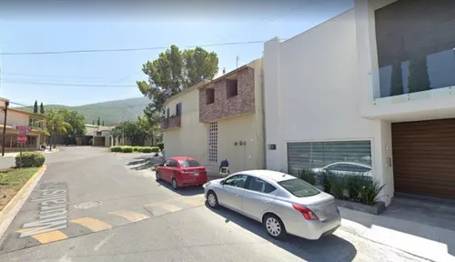 Venta De Casa En Muralistas Nuevo Leon