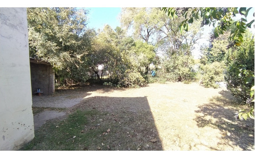 Se Vende Propiedad En Almafuerte, Bº Parque, Calle Chile