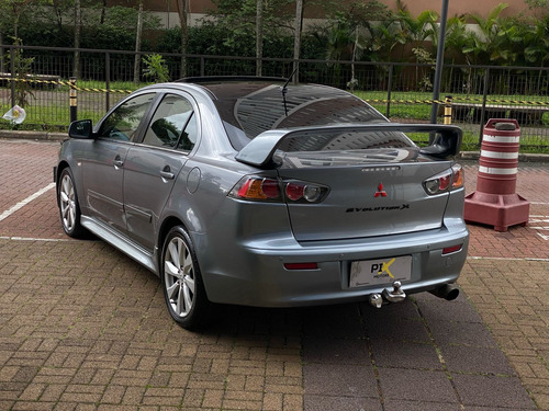 Mitsubishi Lancer 2.0 4p