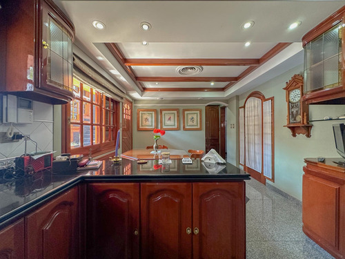 Casa En Venta En Lanús Este