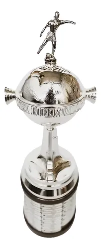 Copa Libertadores Campeón Actual River Madrid 35cm