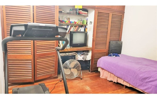 Imagen 14 de 23 de Magnifica Casa En Venta De 5 Ambientes Con Cochera En Remedios De Escalada