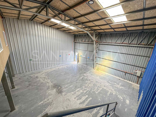 Arriendo Bodega Con Oficina, Camino Los Carros