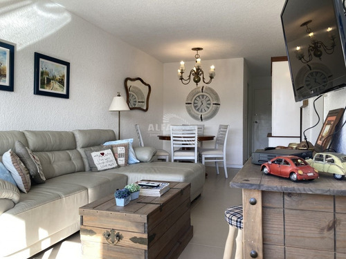 Imagen 2 de 13 de Venta Apartamento 2 Dormitorios Roosevelt - Punta Del Este Roosevelt