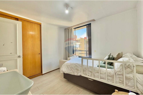 Departamento Con Vista Despejada En Las Condes