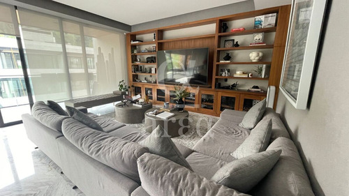 Departamento En Venta En Edificio Nuevo De Diseño Ahuehuetes Norte