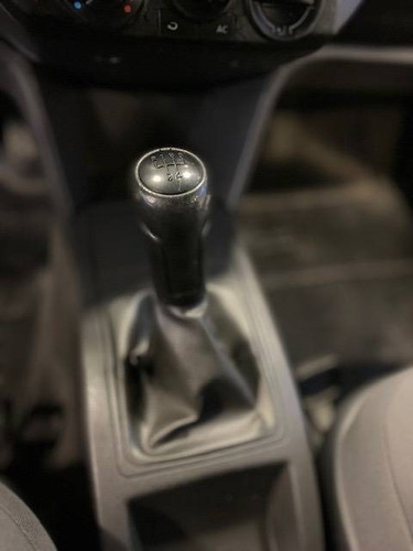 Imagem 13 de 13 de Volkswagen Polo 1.6 Mi 8v Flex 4p Manual