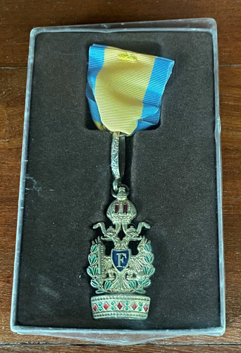Medalla Militar Condecoracion Orden De La Corona De Hierro (Usado)