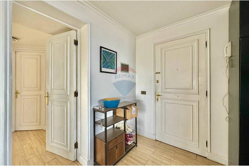 Oportunidad - Departamento Renovado - Las Condes