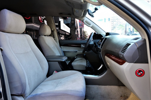 Imagen 6 de 17 de Toyota Land Cruiser 3.0 Prado 2004