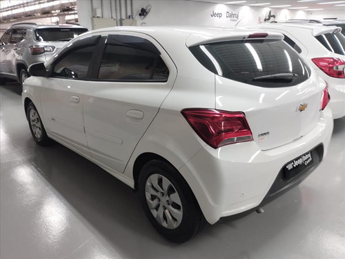 Chevrolet Onix 1.0 MPFI LT 8V FLEX 4P MANUAL